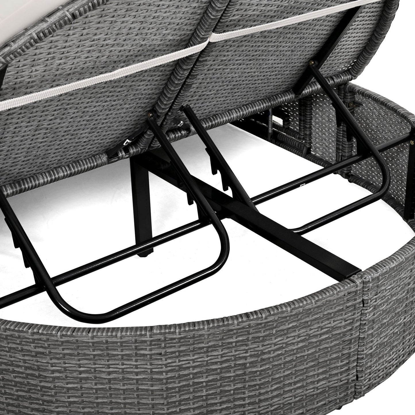Luxurious 2-Person Wicker Daybed with Cushions – Perfect for Patio