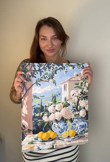 Customer Liora