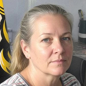 Portrait of Gwen Stoddard