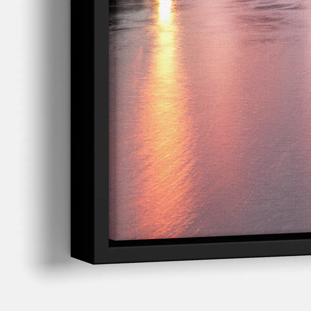 Richmond Skyline Sunset - Close-Up Black Frame Canvas